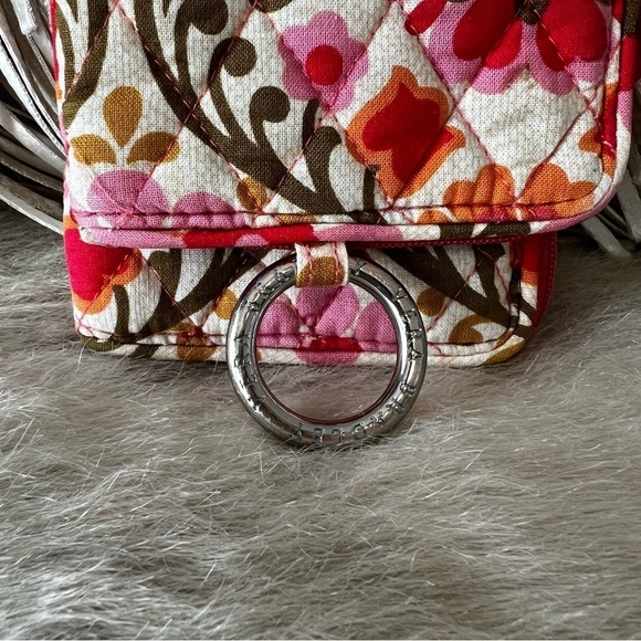 VERA BRADLEY Folkloric Double ID Wristlet Pink Green Floral Travel 2011 Lippies - Picture 3 of 13